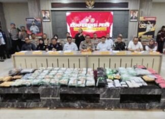 Polda Sulsel Ungkap Jaringan Narkoba Internasional. 70 kg Sabu disita dan ungkap 1.175 Kasus Narkoba.